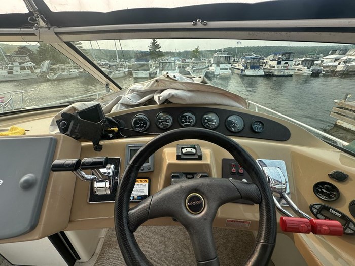 2004 Carver 360 Mariner Photo 20 sur 36