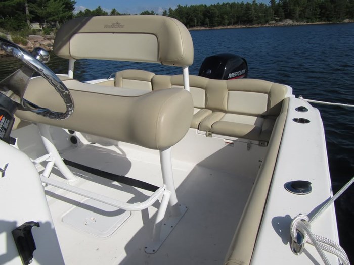 2022 NauticStar 2302 Legacy Photo 8 sur 28