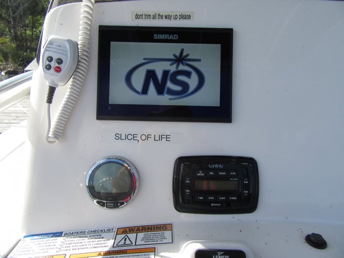 2022 NauticStar 2302 Legacy Photo 9 sur 28