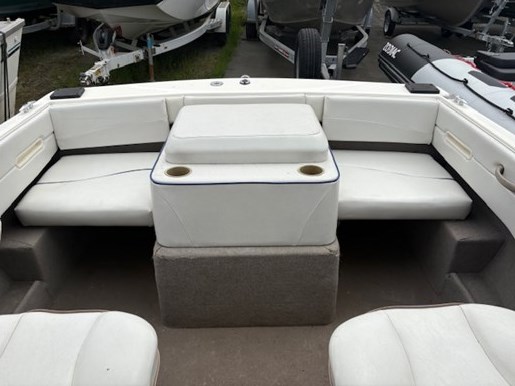 2003 BAYLINER 192 CUDDY Photo 5 sur 11