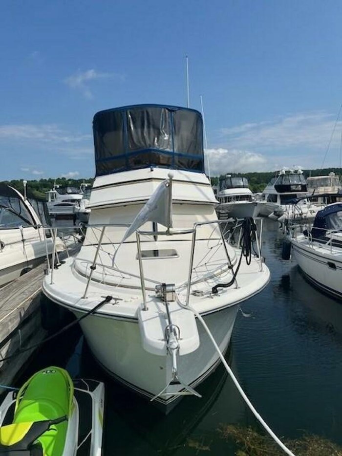 1989 Carver 3227 Convertible Photo 3 sur 31