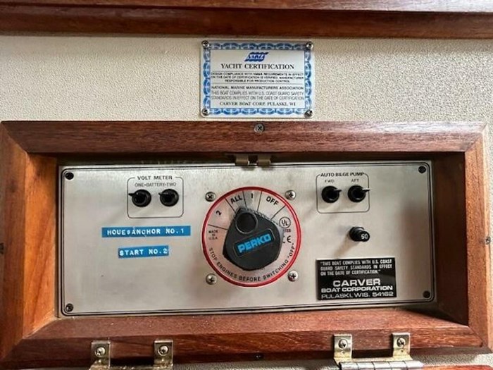 1989 Carver 3227 Convertible Photo 31 sur 31
