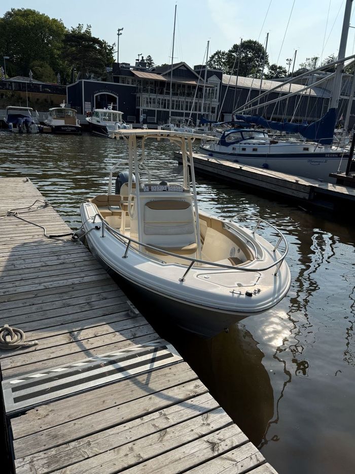 2016 Pioneer 197 Islander Photo 4 of 26