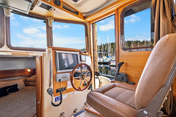 Ranger Tugs R29 2011 Used Boat for Sale in Nanaimo, British Columbia ...