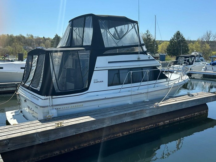 1984 Carver 28 Mariner Photo 1 sur 33