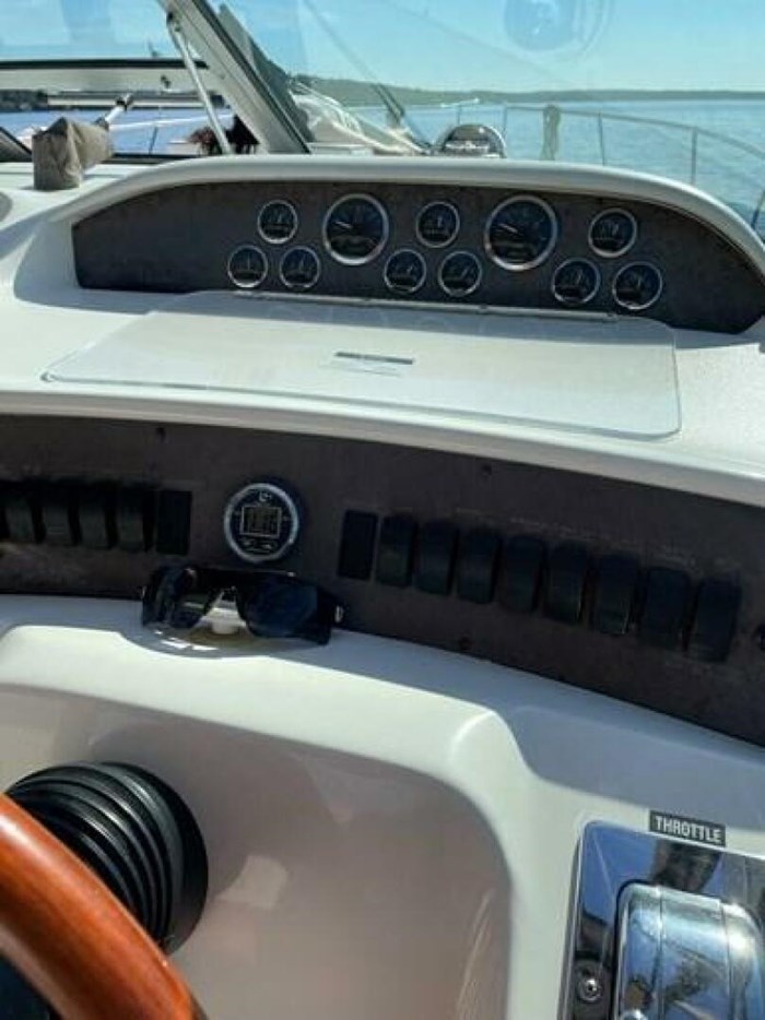 1997 Sea Ray 330 Sundancer Photo 19 sur 45