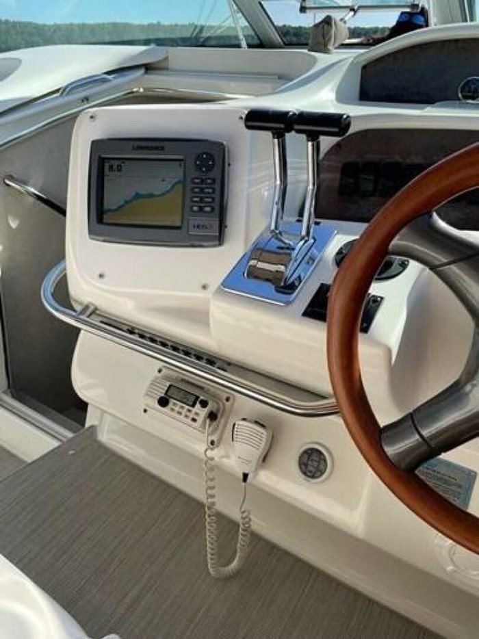 1997 Sea Ray 330 Sundancer Photo 21 sur 45