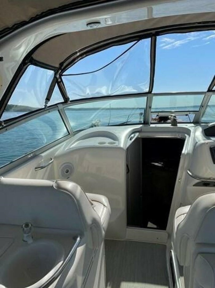 1997 Sea Ray 330 Sundancer Photo 16 sur 45