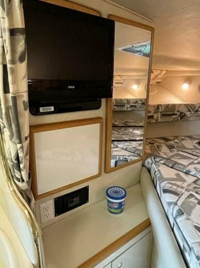 1997 Sea Ray 330 Sundancer Photo 26 sur 45