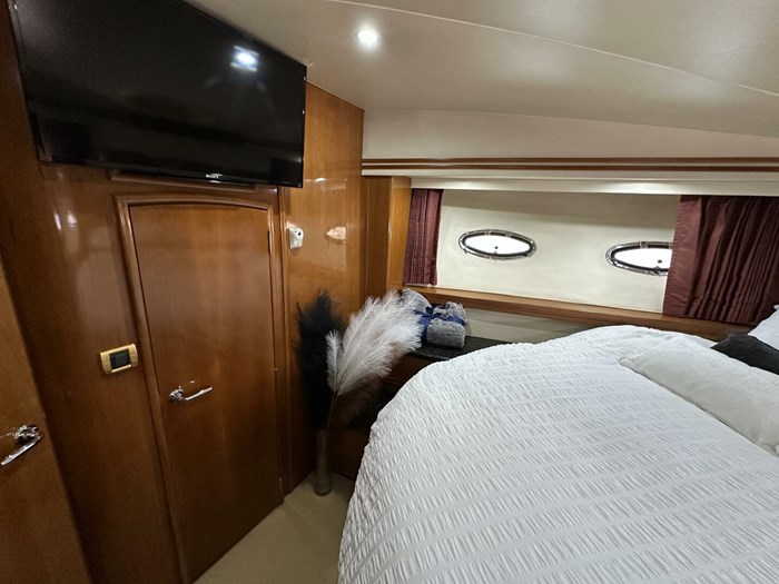 2001 Carver 570 Voyager Pilothouse Photo 31 sur 114