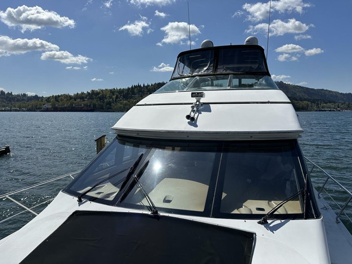2001 Carver 570 Voyager Pilothouse Photo 11 sur 114