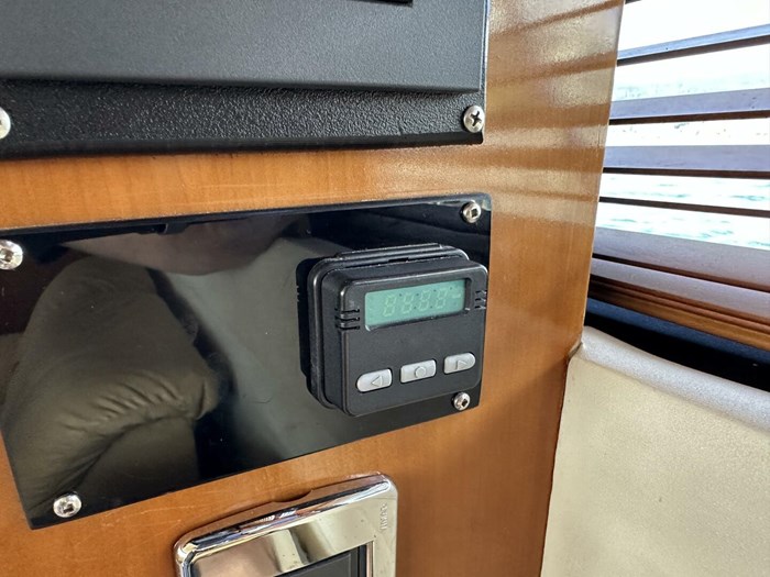 2001 Carver 570 Voyager Pilothouse Photo 72 sur 114