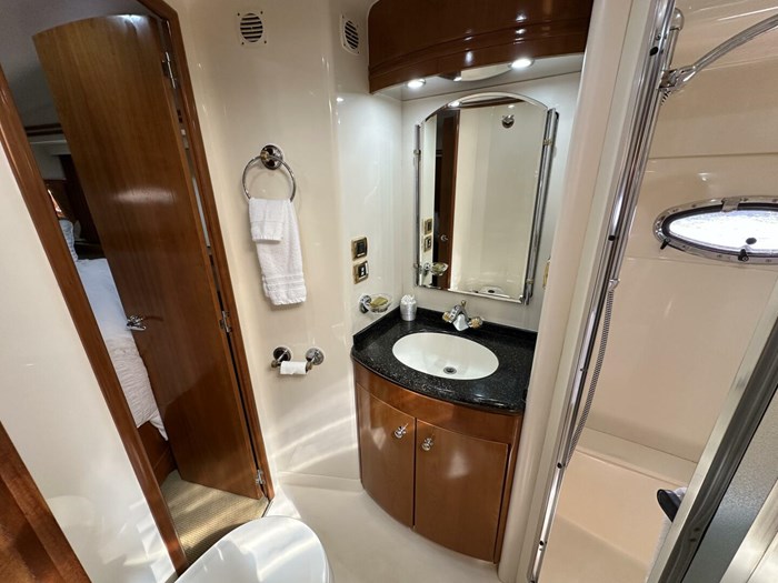 2001 Carver 570 Voyager Pilothouse Photo 34 sur 114