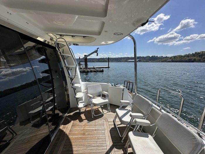 2001 Carver 570 Voyager Pilothouse Photo 105 sur 114