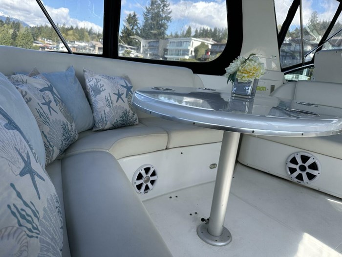 2001 Carver 570 Voyager Pilothouse Photo 41 sur 114
