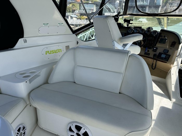2001 Carver 570 Voyager Pilothouse Photo 42 sur 114