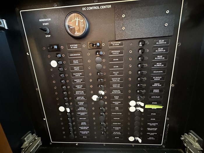 2001 Carver 570 Voyager Pilothouse Photo 83 sur 114