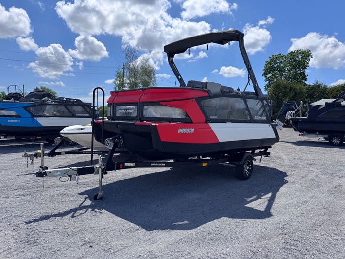 2023 Sea-Doo Switch Cruise 18' - 230HP Photo 2 sur 8