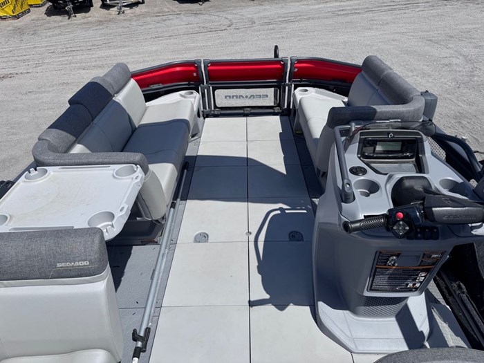 2023 Sea-Doo Switch Cruise 18' - 230HP Photo 6 sur 8