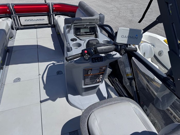 2023 Sea-Doo Switch Cruise 18' - 230HP Photo 7 sur 8