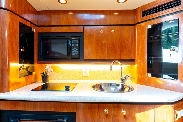 2008 Fountain 38 Sportfish Express Cruiser Photo 57 of 84