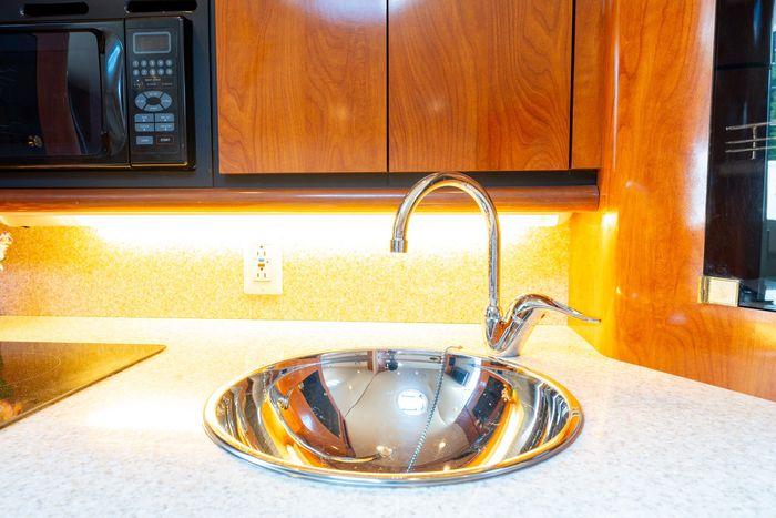 2008 Fountain 38 Sportfish Express Cruiser Photo 59 of 84