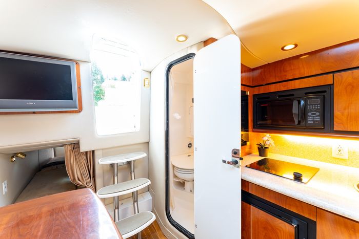 2008 Fountain 38 Sportfish Express Cruiser Photo 73 of 84