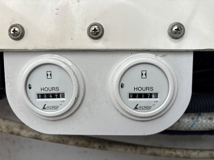 2008 Fountain 38 Sportfish Express Cruiser Photo 28 of 84