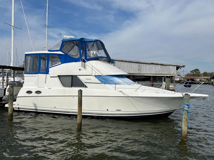 1997 Silverton 372 Motor Yacht Photo 2 sur 33