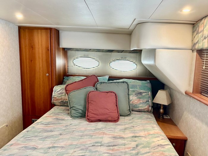 1997 Silverton 372 Motor Yacht Photo 30 sur 33