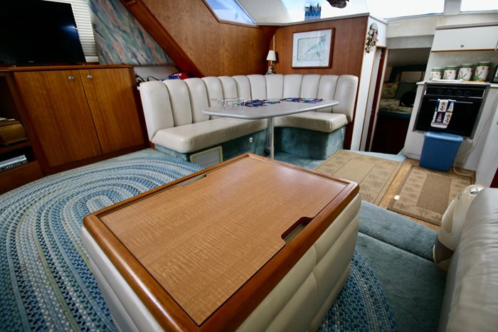1997 Silverton 372 Motor Yacht Photo 24 sur 33