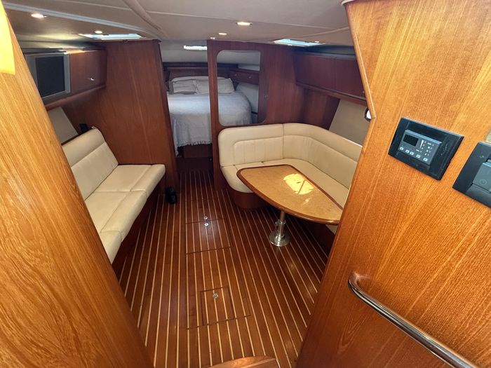 2005 Tiara 36 Sovran Photo 10 sur 21