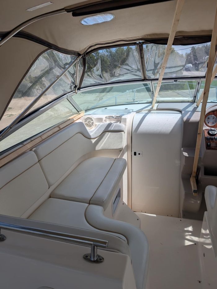 2005 Rinker Fiesta V 300 Photo 6 of 6