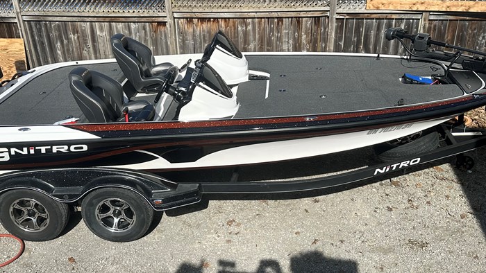 2019 Nitro Z19 Photo 1 sur 8