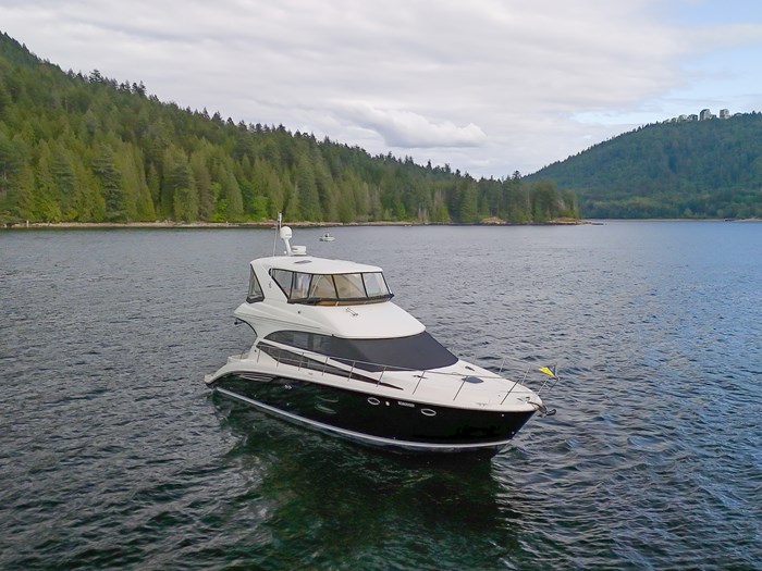 2012 Meridian 441 Sedan Photo 2 sur 34