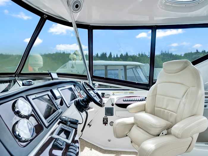2012 Meridian 441 Sedan Photo 32 sur 34