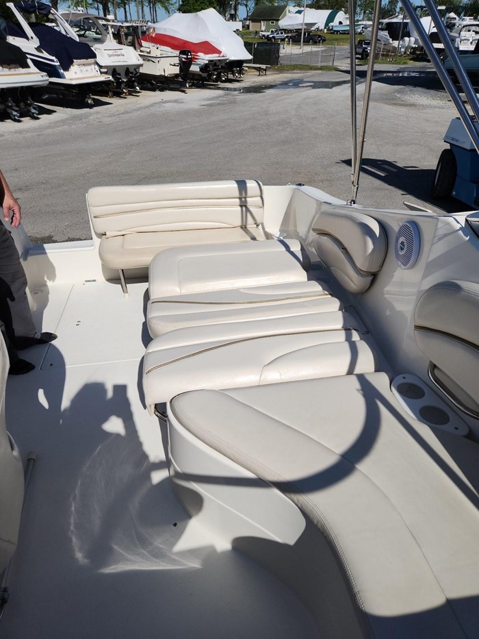 2006 Larson Cabrio 260 Photo 10 sur 45