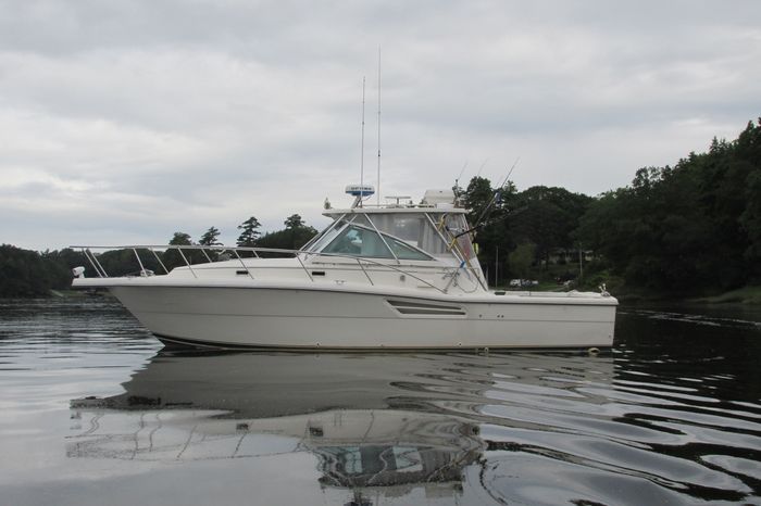 1996 Pursuit Express Photo 1 of 9