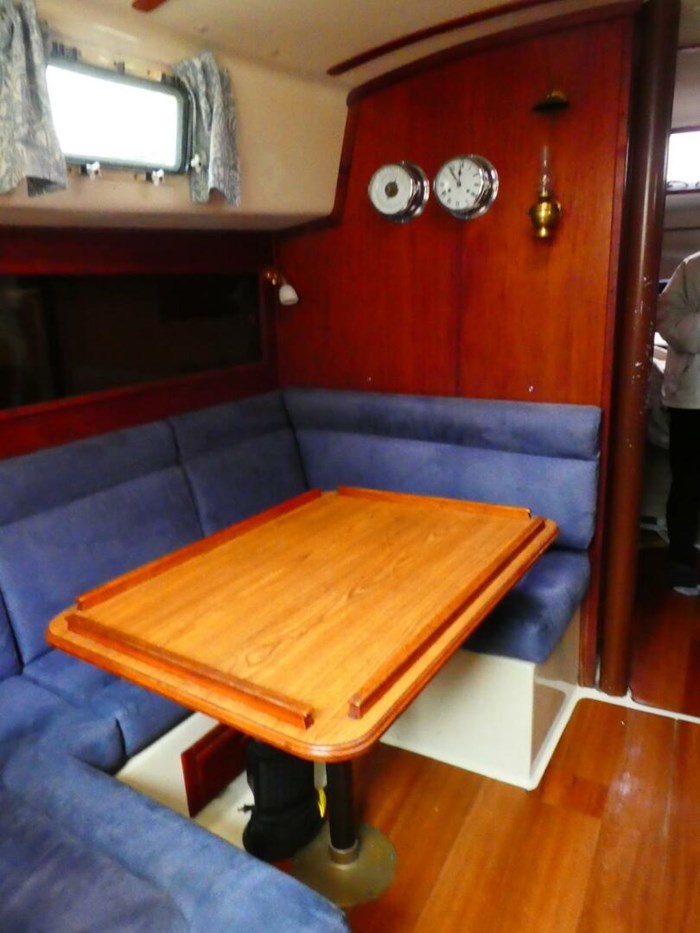 1983 Watkins Sailboat Photo 5 sur 19