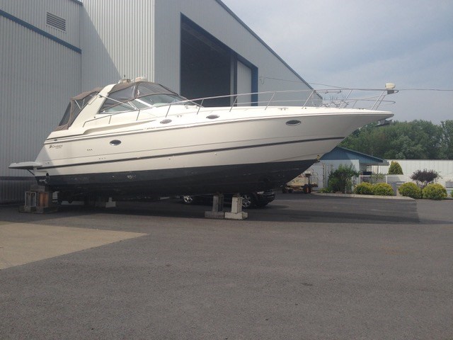 2002 Cruisers Yachts 3870 Photo 4 sur 19