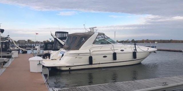 2002 Cruisers Yachts 3870 Photo 1 sur 19