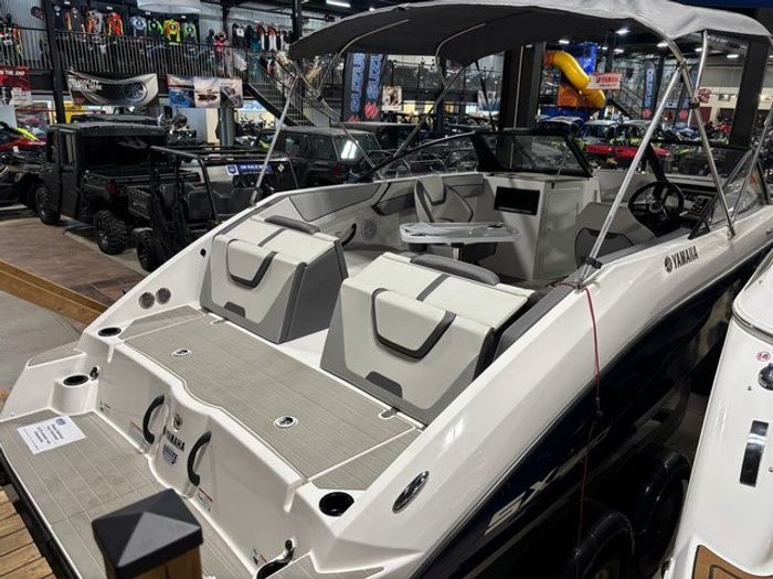 2025 Yamaha SX220 Photo 3 of 34