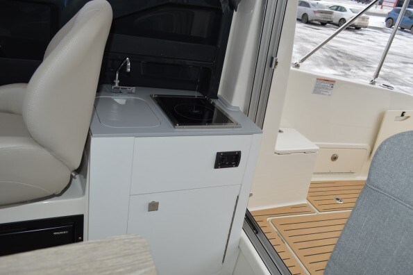 2025 Bayliner T23 EXPLORER 225XL V6 DTS Photo 7 sur 18