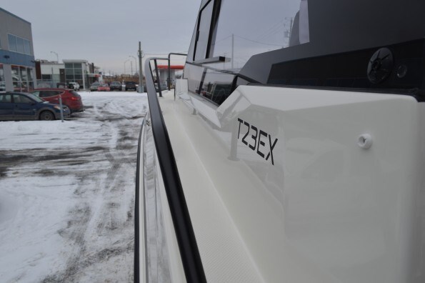 2025 Bayliner T23 EXPLORER 225XL V6 DTS Photo 8 sur 18