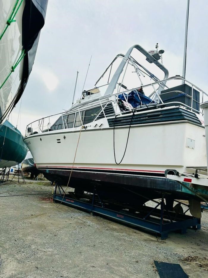 Symbol Regency 390 1988 Used Boat for Sale in St Catharines, Ontario ...