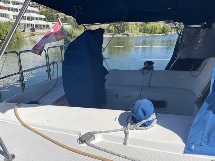 1996 Catalina 320 Photo 6 sur 87