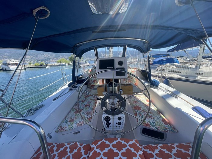 1996 Catalina 320 Photo 23 sur 87