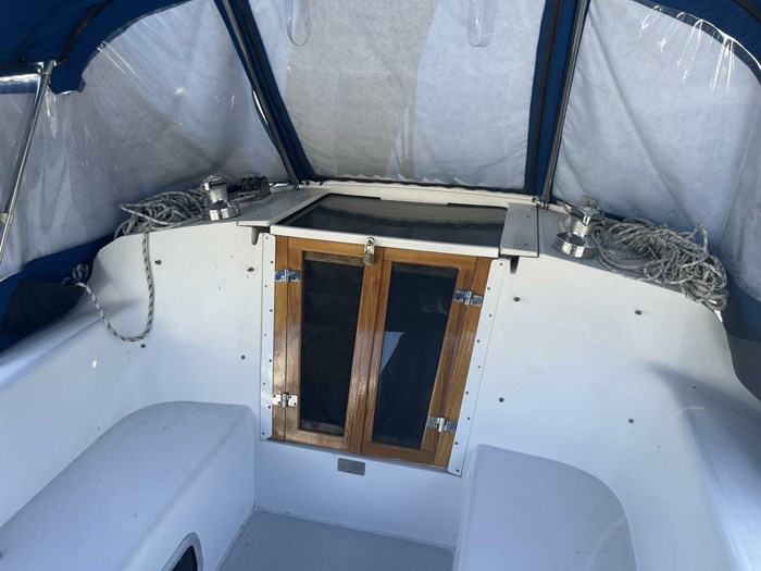 1996 Catalina 320 Photo 7 sur 87