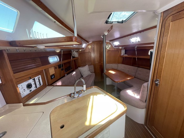 1996 Catalina 320 Photo 41 sur 87