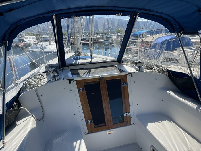 1996 Catalina 320 Photo 8 sur 87